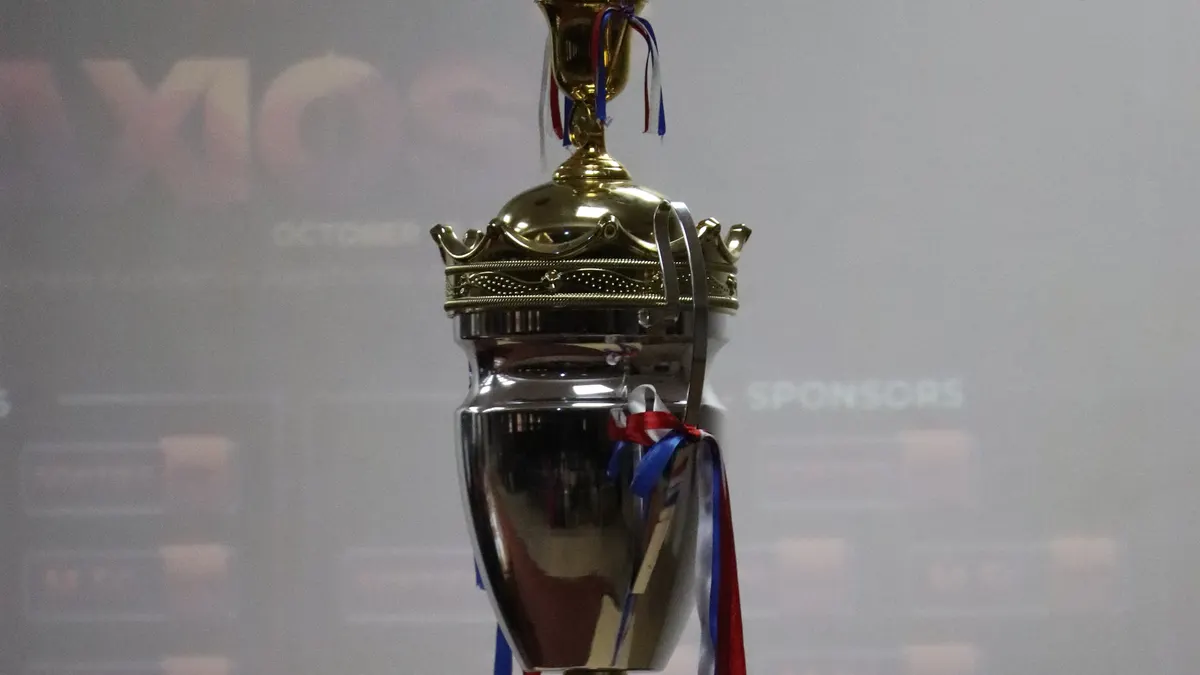 The Axios '25 winners' trophy on display